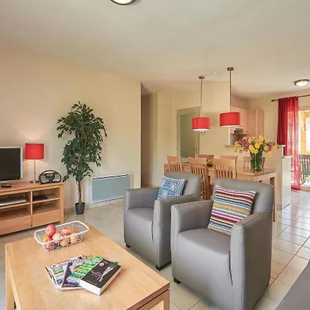 Two-bedroom Holiday In * Lanzac