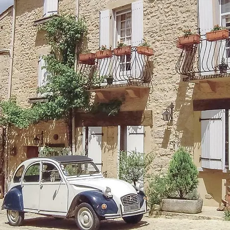 Two-bedroom Holiday In Lanzac